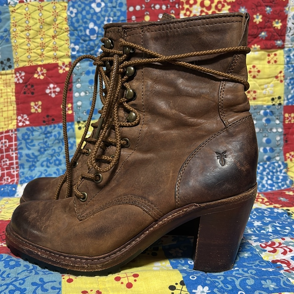 Frye Lucy lace up boots women's size 8.5 - Picture 2 of 11